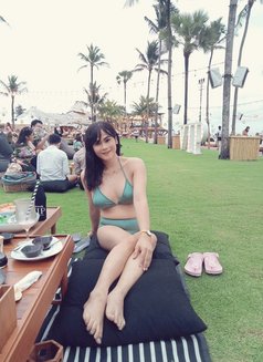 Alisa - Acompañantes transexual in Bali Photo 8 of 16
