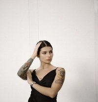 Alisa New in City - puta in Riyadh Photo 2 of 9