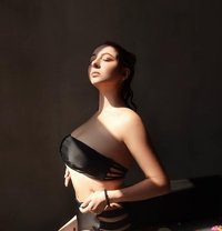 Alisa - puta in Doha