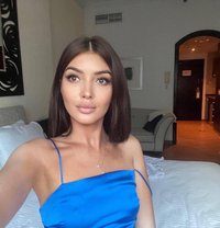 ALISA FULL SERVICE - escort in Dubai
