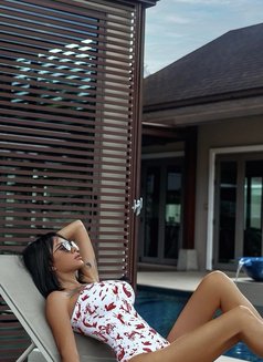 Alisa - puta in Phuket Photo 4 of 6