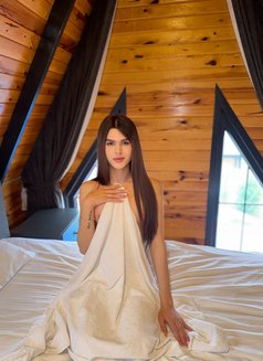 ALİSA - Transsexual escort in İstanbul Photo 8 of 24