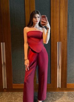 ALİSA - Transsexual escort in İstanbul Photo 11 of 22