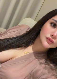 Alisa - escort in Al Manama Photo 14 of 15