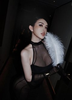 Alisa - escort in Bangkok Photo 9 of 10