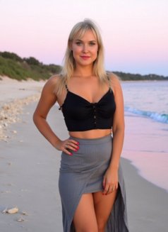 Alisa *VIP* - escort in Tel Aviv Photo 7 of 10