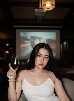 Alisa13 - masseuse in Muscat Photo 1 of 8