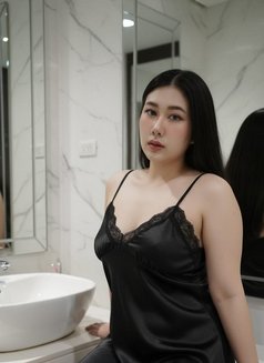 Alisa13 - masseuse in Muscat Photo 6 of 8