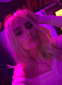 Alise - puta in Boracay Photo 1 of 5