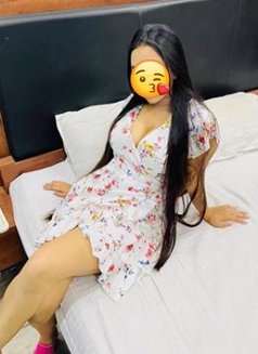 Alisha, Delhi(rajouri Garden) Girl - escort in New Delhi Photo 2 of 6