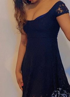 Alisha, Delhi(tagore Garden) Young Girl - puta in New Delhi Photo 7 of 14