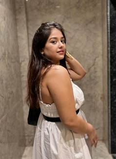 Alisha Doorstep Incall Hot - escort in Shenzhen Photo 3 of 3