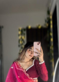 Alisha - escort in Candolim, Goa Photo 2 of 2