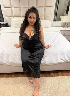 Alisha From Bangkok - masseuse in Khobar Photo 2 of 9