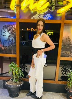 Alisha Goddess - Transsexual escort in Noida Photo 3 of 3