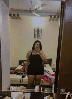 Alisha - puta in Mumbai Photo 3 of 5