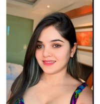 Alisha - escort in Hyderabad Photo 1 of 4