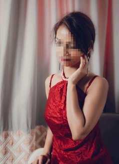 Alisha - escort in Lisbon Photo 4 of 5