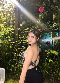 Alisha - escort in Lucknow Photo 3 of 3