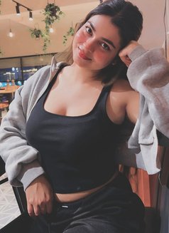 Alisha - escort in Navi Mumbai Photo 3 of 3