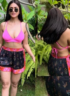 Alisha - escort in Pune Photo 3 of 17