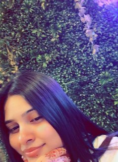Alisha - escort in Pune Photo 4 of 17