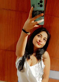 Alisha - puta in Pune Photo 8 of 8