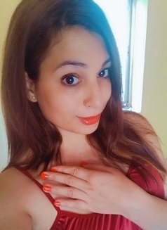 Alisha - Transsexual escort in Kolkata Photo 1 of 10