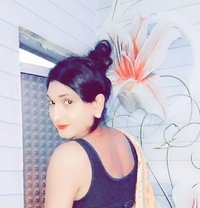 Alisha - Transsexual escort in Ahmedabad