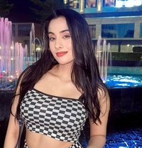 Alisha indian - puta in Dubai Photo 2 of 7