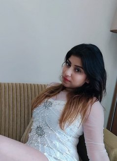 Alisha Indian Milf - escort in Dubai Photo 1 of 4