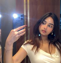 Alisha - escort in Muscat