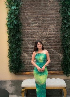 Alisha Khan - escort in Lucknow Photo 1 of 3