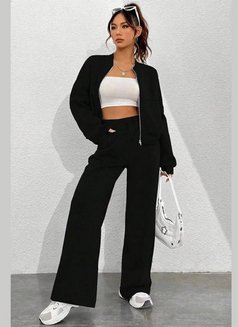 Alisha Khan - escort in Lucknow Photo 3 of 3