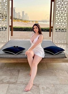 Alisha Sexy - escort in Dubai Photo 1 of 6