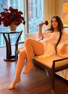 Alisha Sexy - escort in Dubai Photo 5 of 6