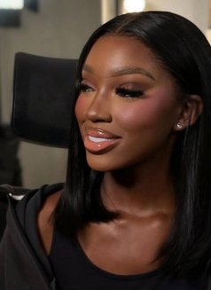 Alisha, Super Hot Queen - escort in Kathmandu Photo 2 of 2