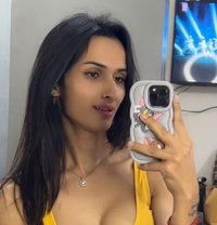 Alisha Thakur - Transsexual escort in Bangalore