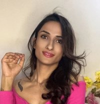 Alisha Thakur - Transsexual escort in New Delhi