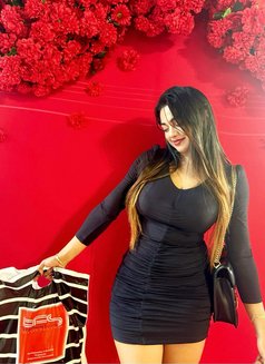 Alisha Busty Model - escort in Dubai Photo 2 of 5