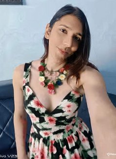 Alisha2025 - Transsexual escort in Surat Photo 5 of 5