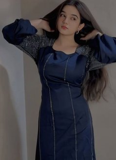 Alishaa - escort in Sharjah Photo 3 of 5