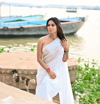 Alishahot - Acompañantes transexual in Kolkata