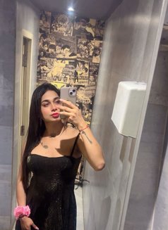 Alishahot - Acompañantes transexual in Kolkata Photo 2 of 7