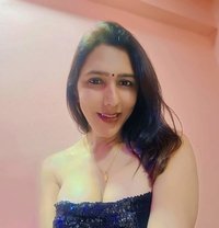 Alishapatel - escort in Surat Photo 2 of 4