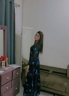 Alishba - escort in Dubai Photo 2 of 2