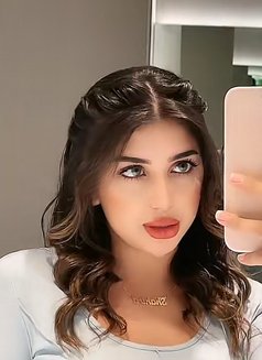 Alishba New Girl - puta in Riyadh Photo 1 of 5