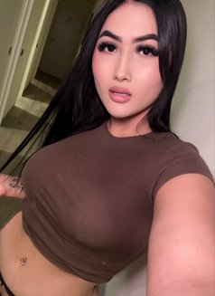 Alison - escort in Bangkok Photo 1 of 12