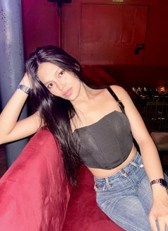 Alison Love - Transsexual escort in Manila Photo 10 of 12