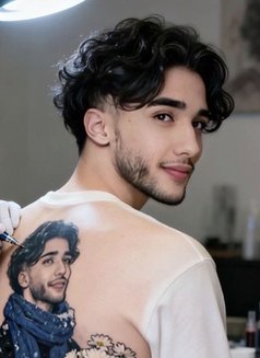 Alix - masseur in Jeddah Photo 2 of 3